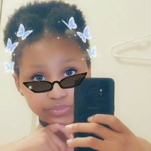 Meet your Posher, Destiny